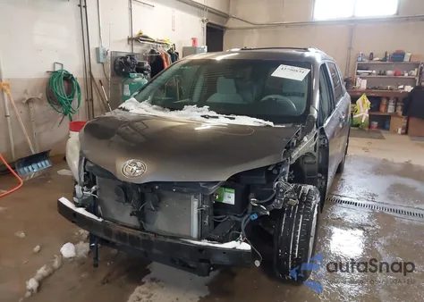 2012 Toyota Sienna Le V6 8 Passenger из США, поврежденный, VIN 5TDKK3DC5CS183728